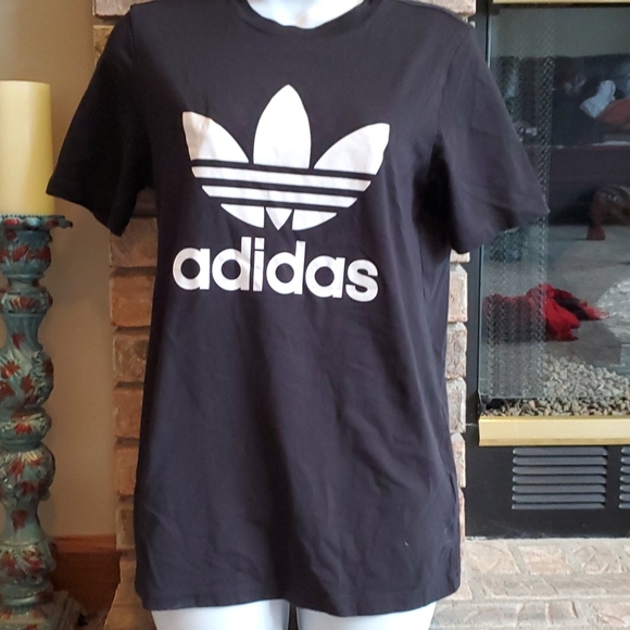 adidas Tops - Adidas logo t-shirt